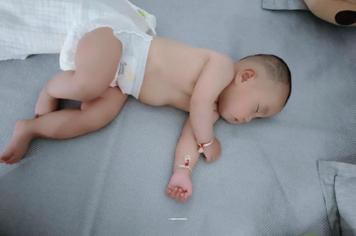 中国香港宝宝呼吸道感染发烧 中国香港宝宝呼吸道感染发烧